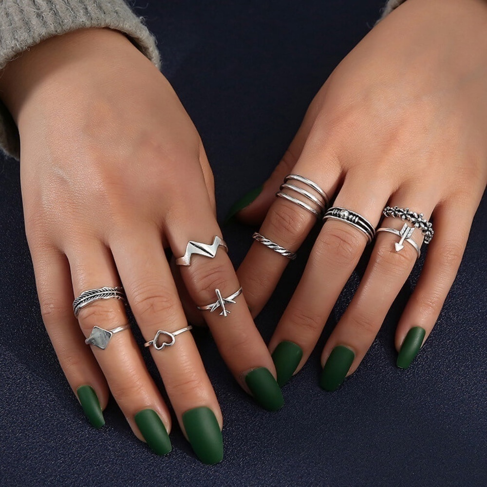 *IANTHE* 10-Pc Silver Heart Design Fashion Ring Set